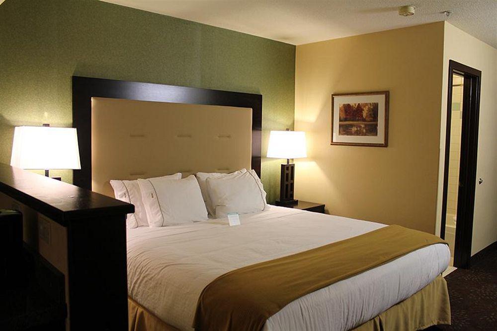 Holiday Inn Express Portland East - Columbia Gorge, An Ihg Hotel Troutdale Room photo